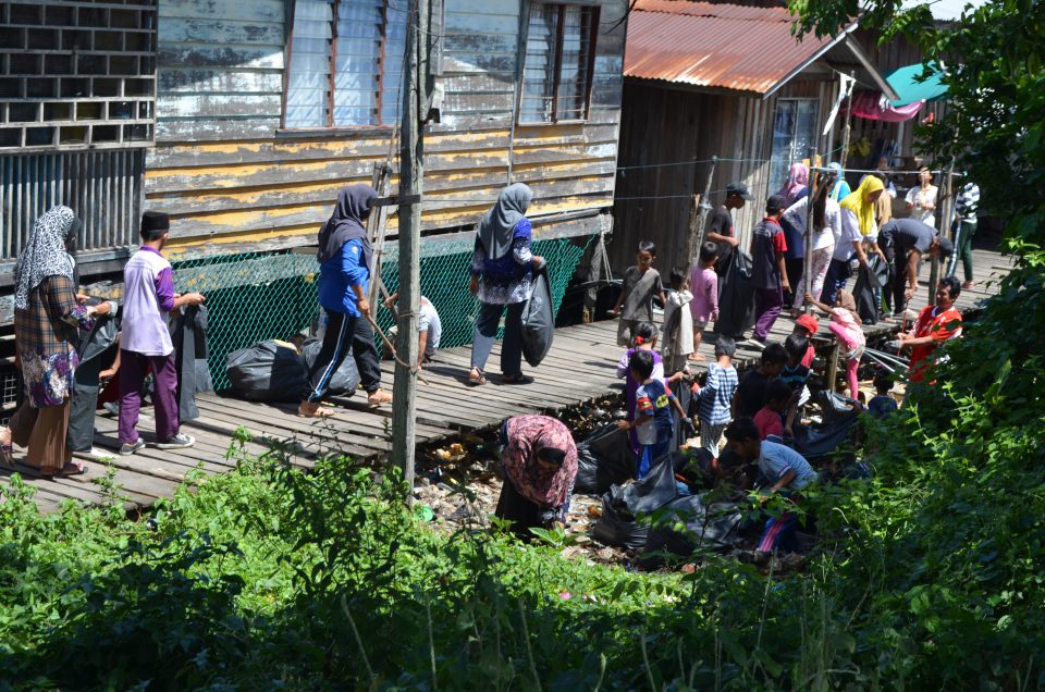 DIDIK PENDUDUK, AMALKAN KEBERSIHAN  Laman Web MKN