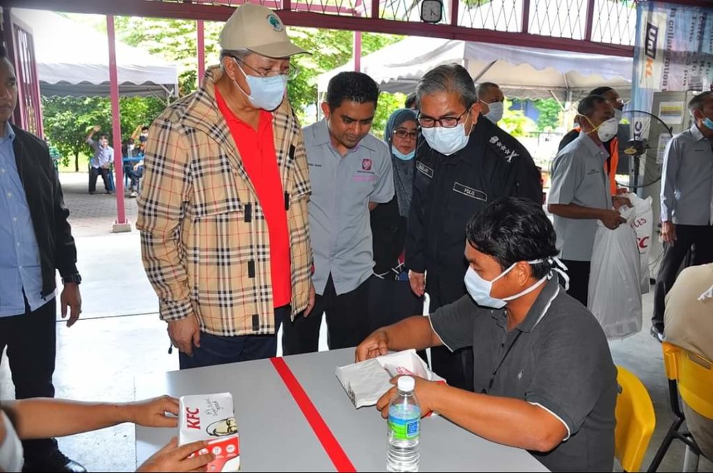 MENYANTUNI GOLONGAN GELANDANGAN - Laman Web MKN