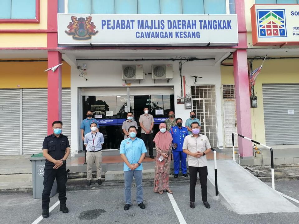 Pejabat kesihatan daerah tangkak